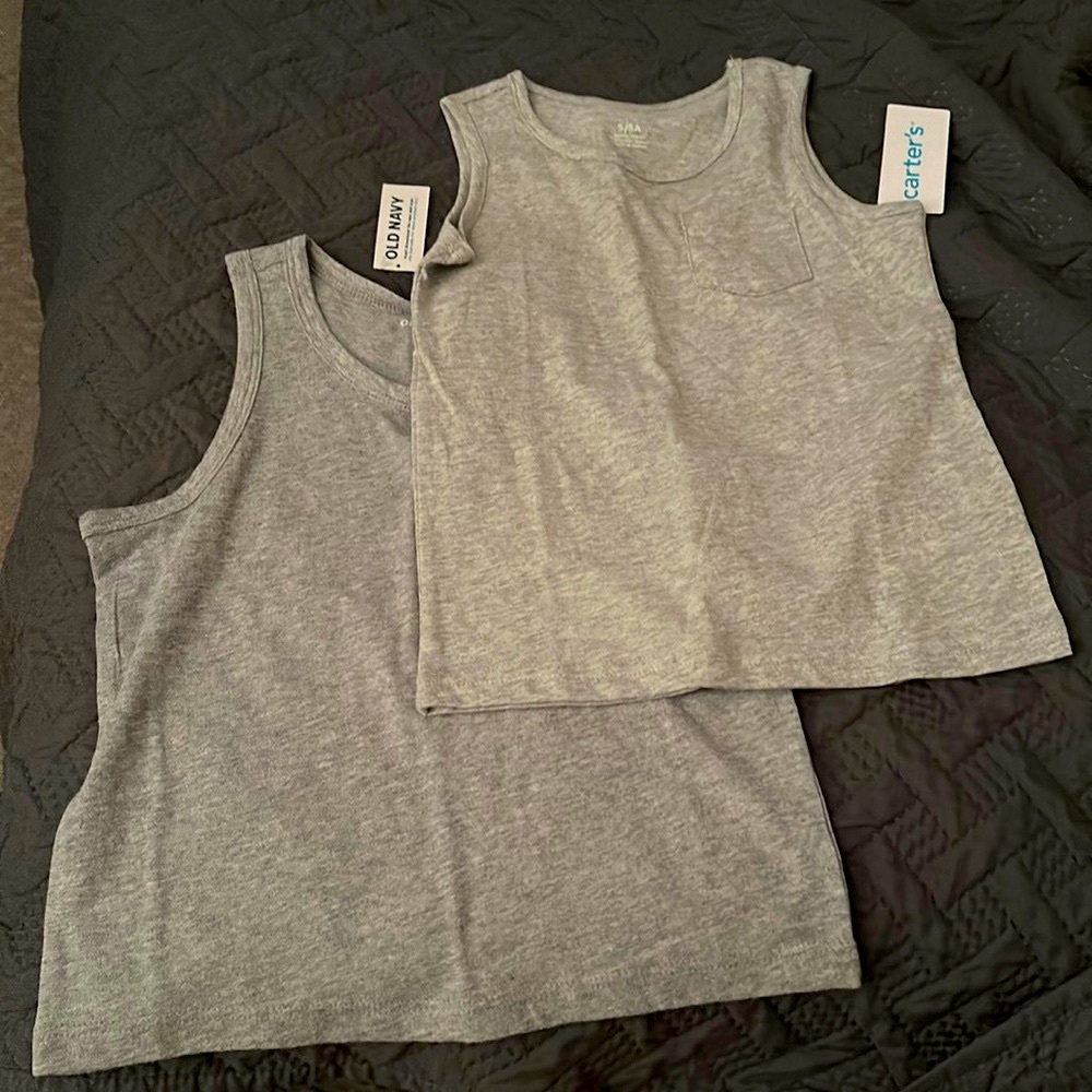Bundle of kids tanks